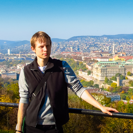 Picture of Andrew - an independent graphic designer and web developer based in Hastings, UK